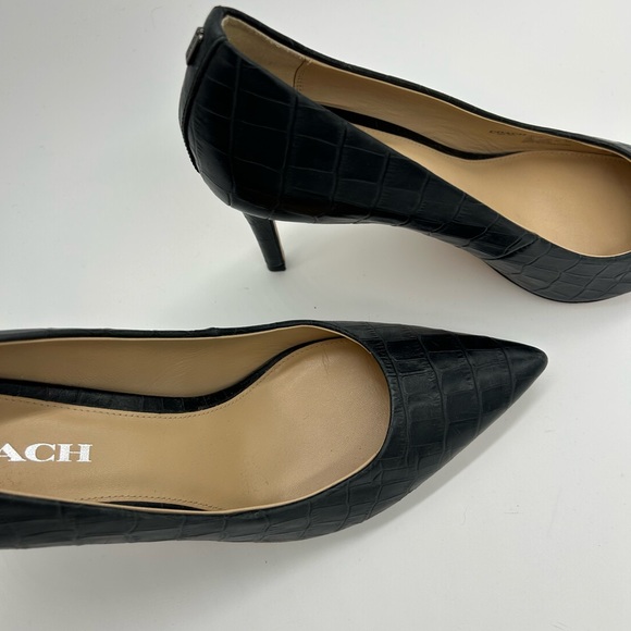 Coach Heels - Alligator Skin pattern heels - Picture 4 of 7